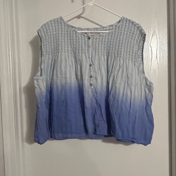 We The Free Tops - We The Free | Blue Gradient Sleeveless Blouse | Size XS